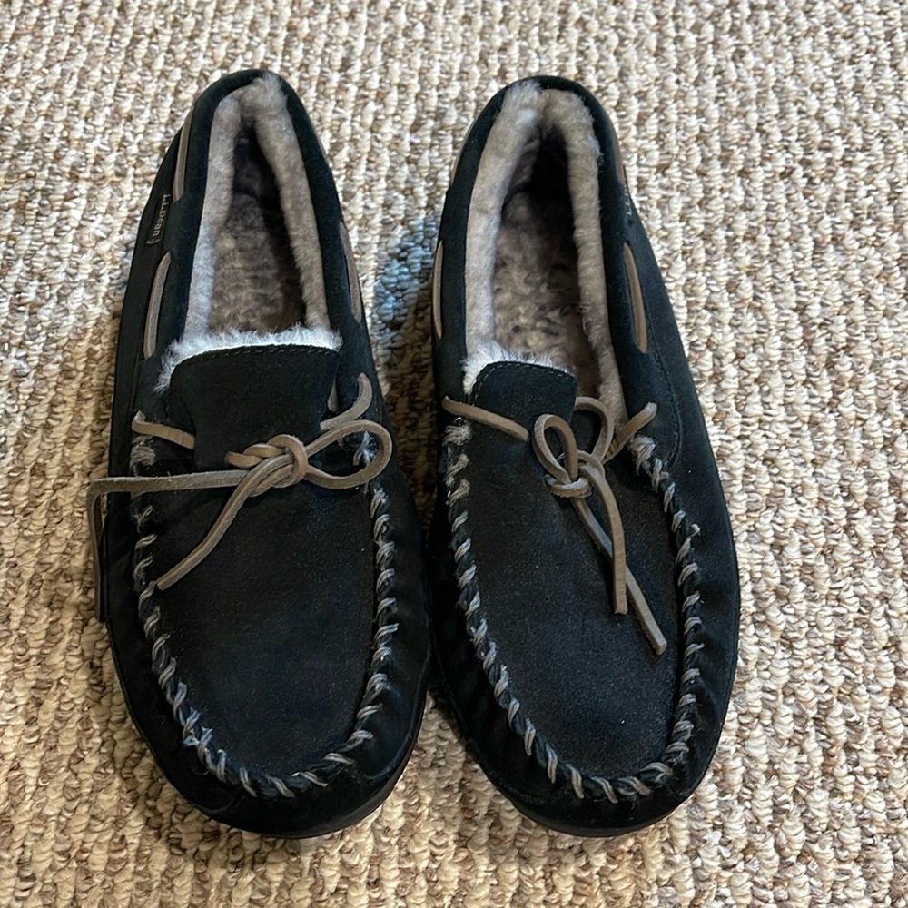 VGUC Mens sz 9 LL bean slippers-black